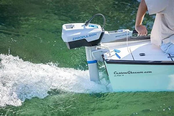 ePropulsion Spirit 1.0 Plus 1kW Electric Outboard Motor
