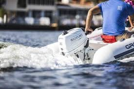 Suzuki 6hp 4 stroke, outboard engine.
