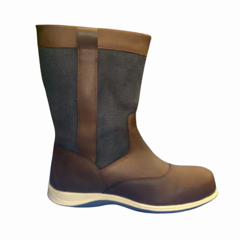 Sea Front Culver Sailing Boot