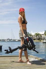 Suzuki 2.5hp 4 stroke, outboard engine.